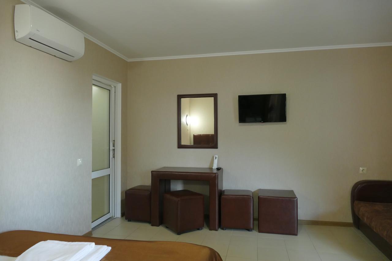 New Athos Astoria Comfort Hotel מראה חיצוני תמונה